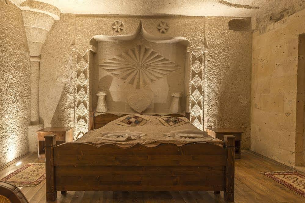 Castle Cave Hotel Гьореме Екстериор снимка