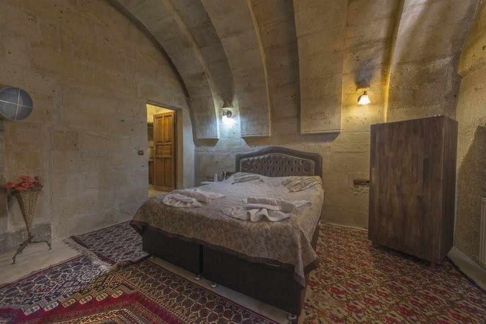 Castle Cave Hotel Гьореме Екстериор снимка