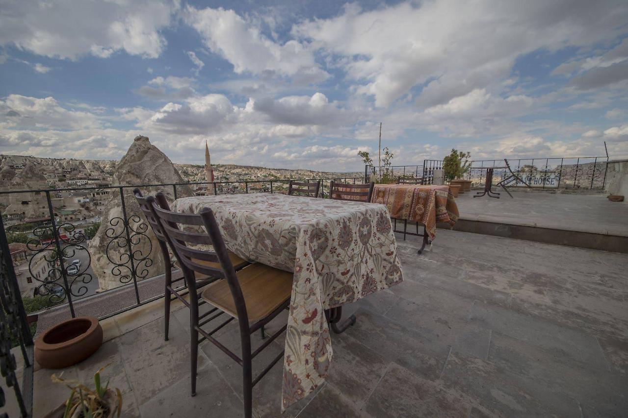 Castle Cave Hotel Гьореме Екстериор снимка