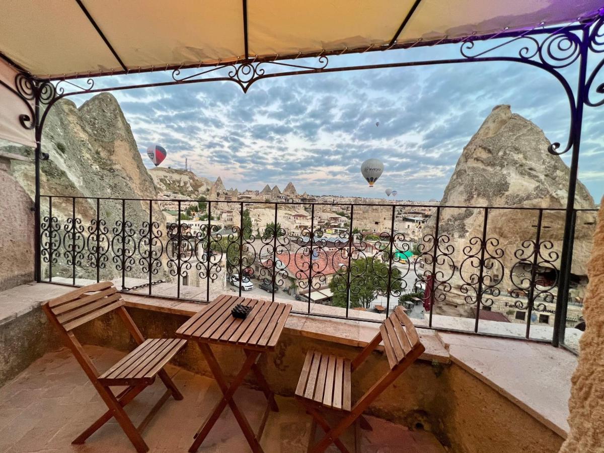 Castle Cave Hotel Гьореме Екстериор снимка