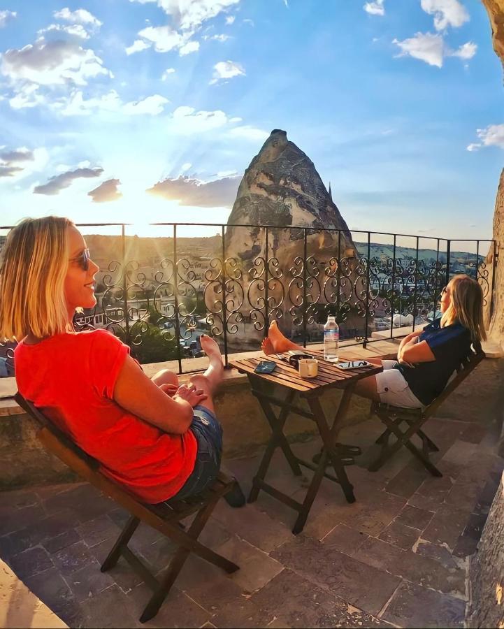 Castle Cave Hotel Гьореме Екстериор снимка