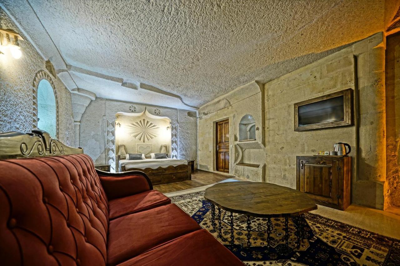 Castle Cave Hotel Гьореме Екстериор снимка